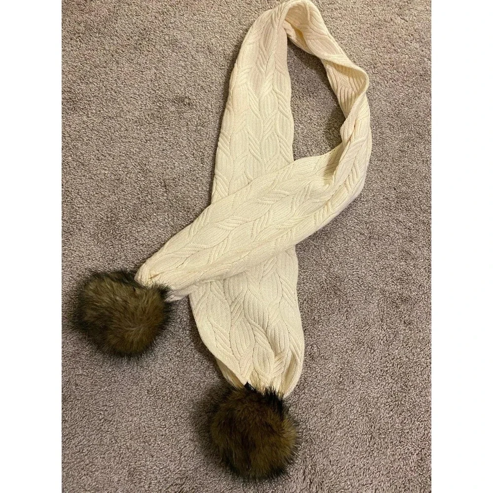 The North Face Scarf Pompom Faux Fur Knit Ivory Cream OSFM